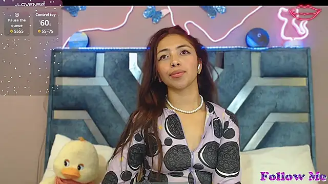 Roxan-Fox-'s cam snapshot