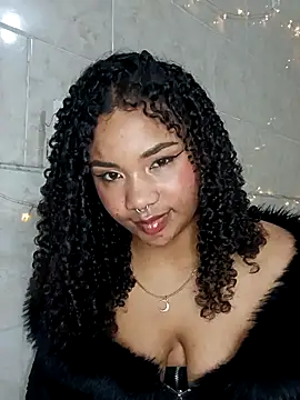 BrianaSweetxxx's cam snapshot