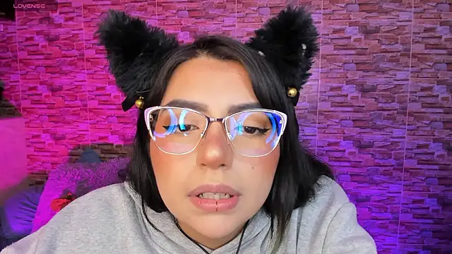 sammy_bunny1's cam snapshot