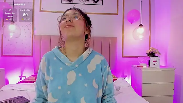 ChloeSteele's cam snapshot