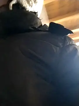 MellyBigLabiaOrgasmic live sex cam