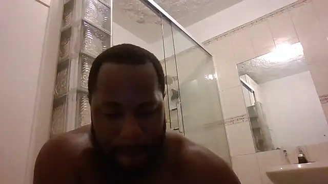 Bighood_T live sex cam
