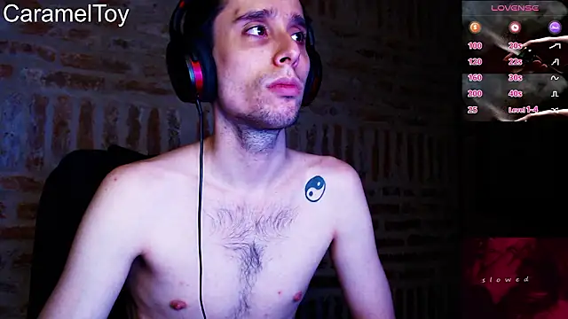 CaramelToy live sex cam
