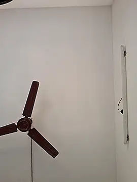 BlackBoy_Kolkata's cam snapshot