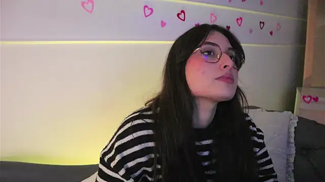 Daisha_Riley's cam snapshot