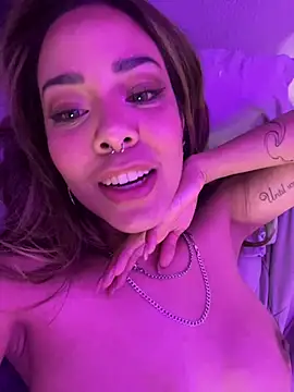 LilEuphoria's cam snapshot