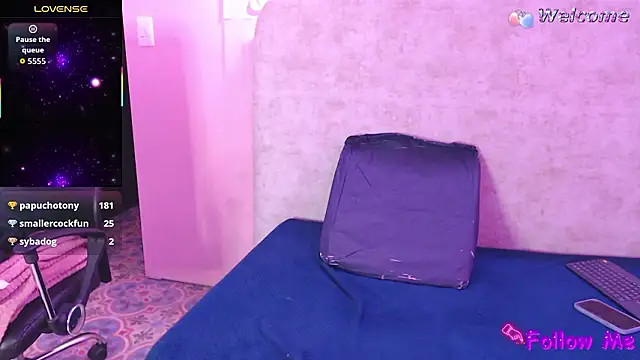 Danielaa_a's cam snapshot