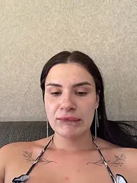 MiraReach live sex cam