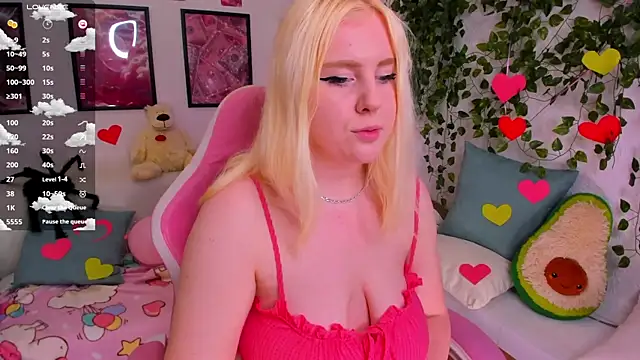 art_lovee's cam snapshot