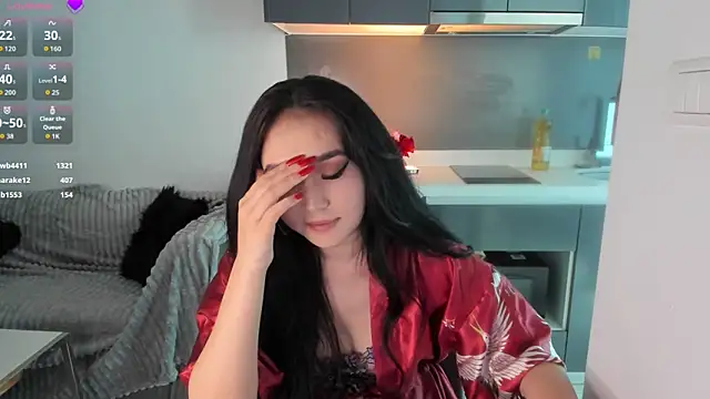 satoriluna live sex cam