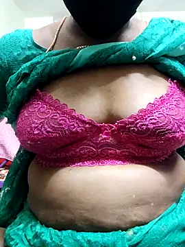 yamini1431 live sex cam