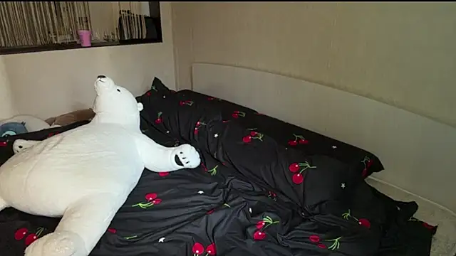 CorieMetier's cam snapshot