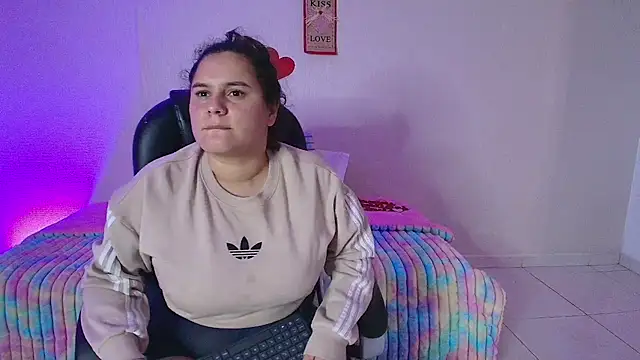 BabyBlondeX_eup's cam snapshot