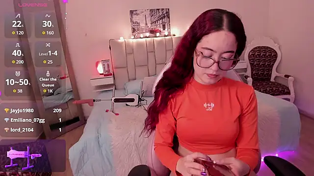 Amaraa_couper1's cam snapshot