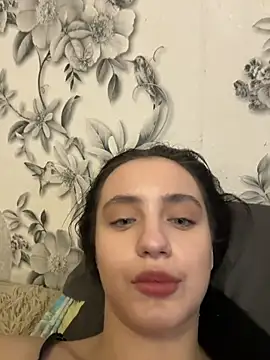 MiaTee's cam snapshot