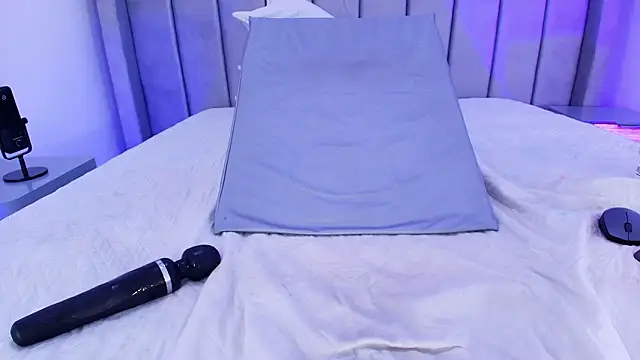 freyhasmith_'s cam snapshot