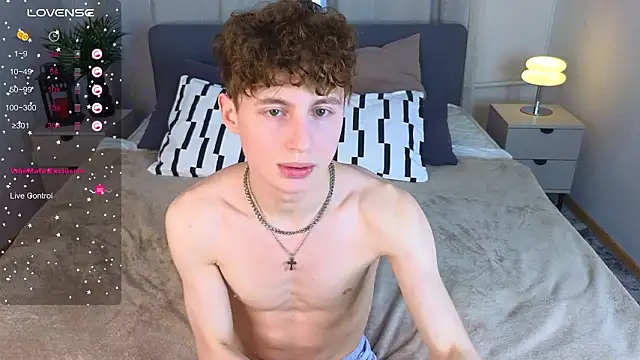 crisp1n live sex cam