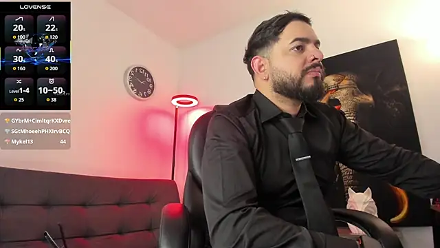 Ethan_Castellano live sex cam