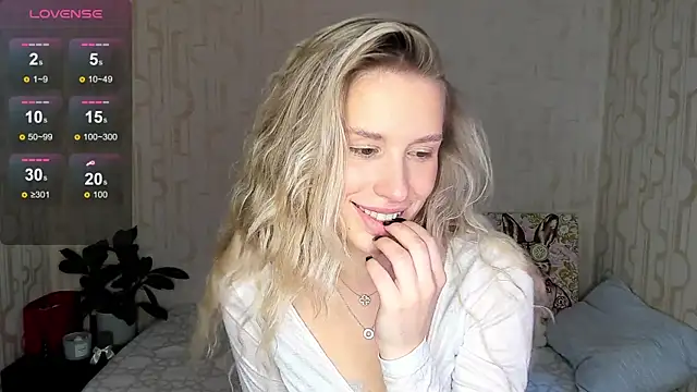 Elysia_kiss's cam snapshot