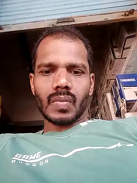 Daddyishere_19 live sex cam