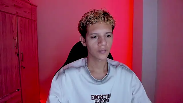 tylernova's cam snapshot