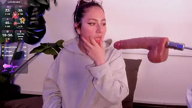 Nicolle_Evanss_'s cam snapshot