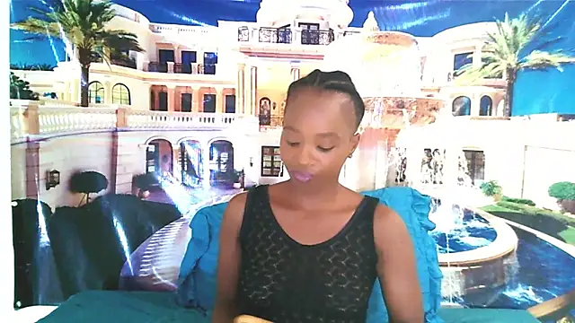 EbonyCreamy69's cam snapshot