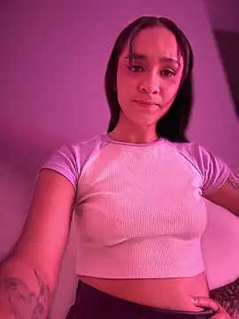 Isabella-Teen's cam snapshot