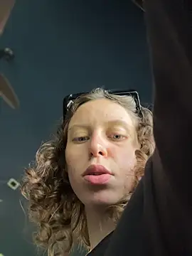 RinaMood live sex cam