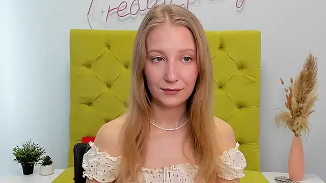 LolaWilsons's cam snapshot