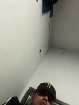 SilvaGF229's cam snapshot