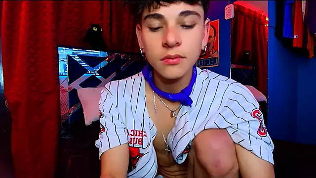 Luke_Howland live sex cam