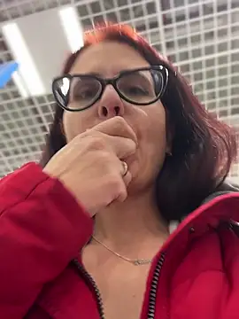 NataKitten live sex cam