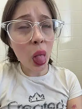 mmelicious live sex cam