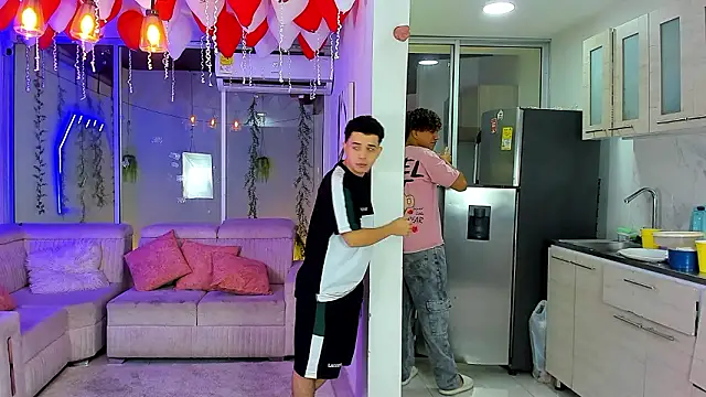 Houseofwarrios live sex cam