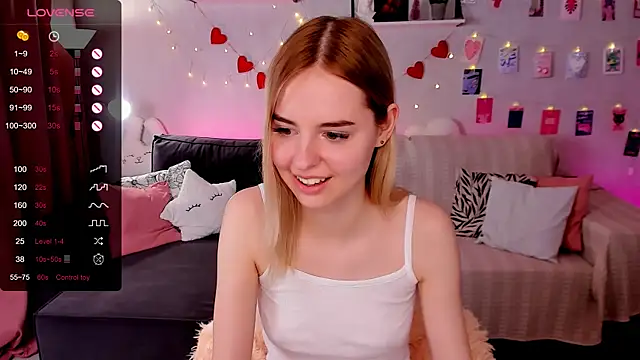 LillianShine live sex cam