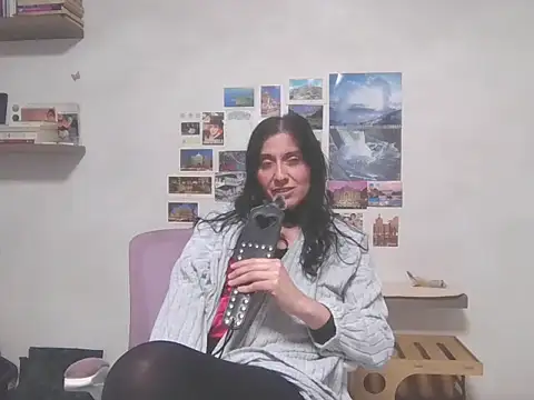 DommeVioleta live sex cam