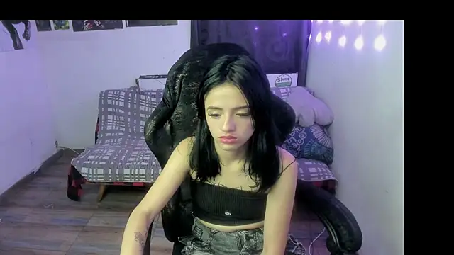 Candy__Girll18's cam snapshot