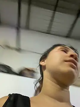 Annyeli live sex cam