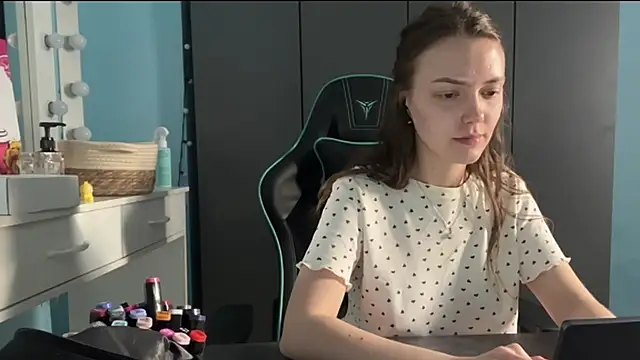 AndreeMerryman live sex cam