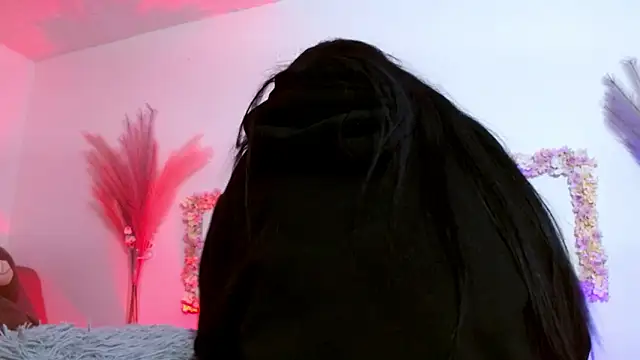 sharlotaustral18's cam snapshot