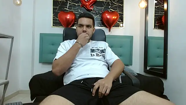 Trevor_Ash's cam snapshot