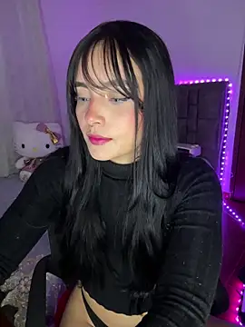 salome_polaniiee's cam snapshot