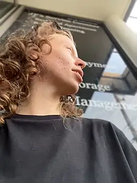 RinaMood live sex cam