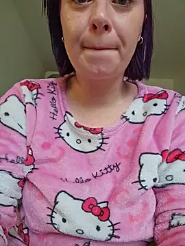 Chaudesquirt live sex cam