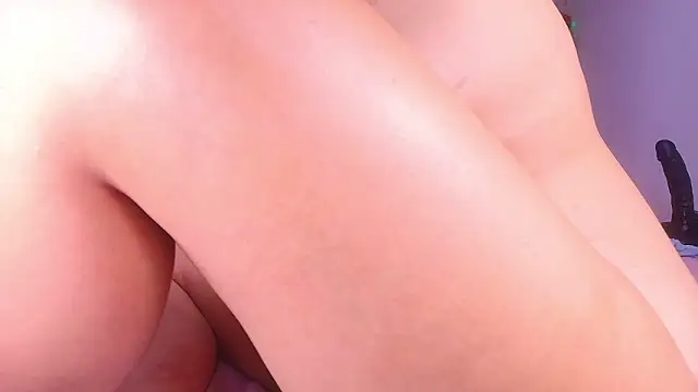 violett_lo live sex cam