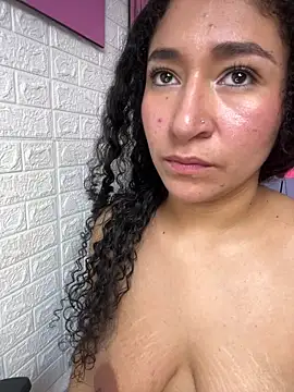 Dany_Moon_ live sex cam