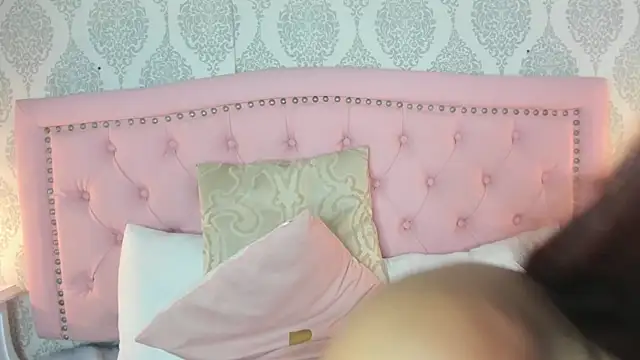 luciana_lopez_7's cam snapshot