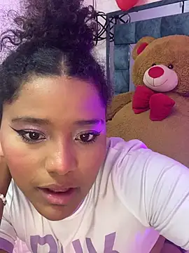 canelaa_sweet5's cam snapshot