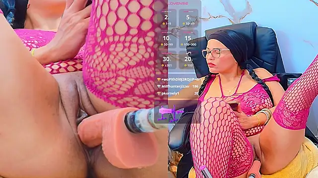 Isis_car0lina live sex cam